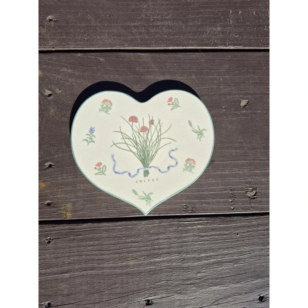 Vintage Woodbine Meadows Chives‎ Heart Wall Plate Made in Japan Cottagecore Farm